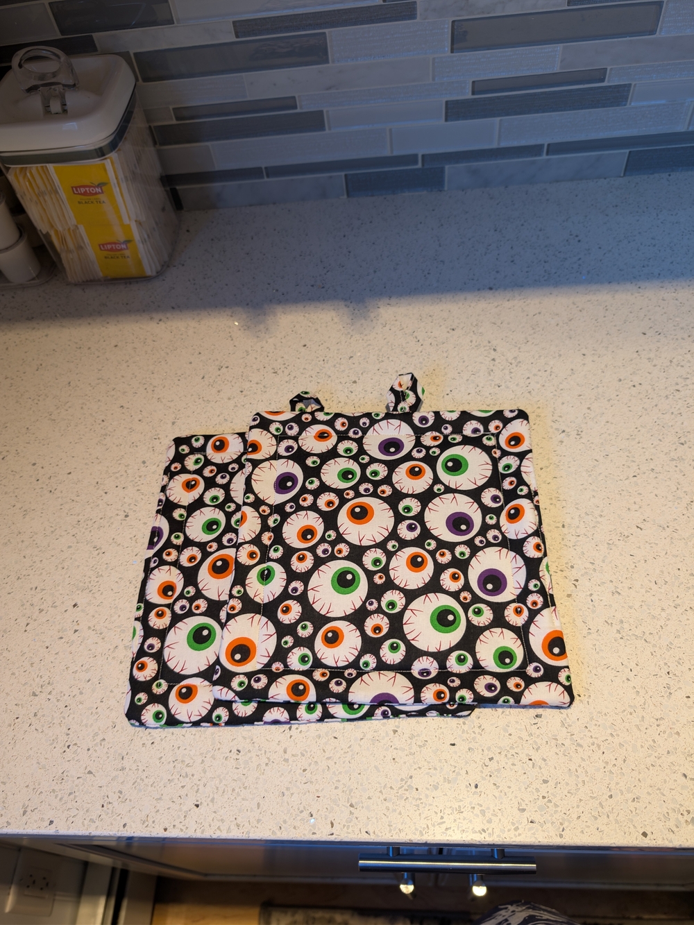 Halloween Handmade Potholders Set Of 2 Spooky Eyeballs Creepy Kitchen Decor